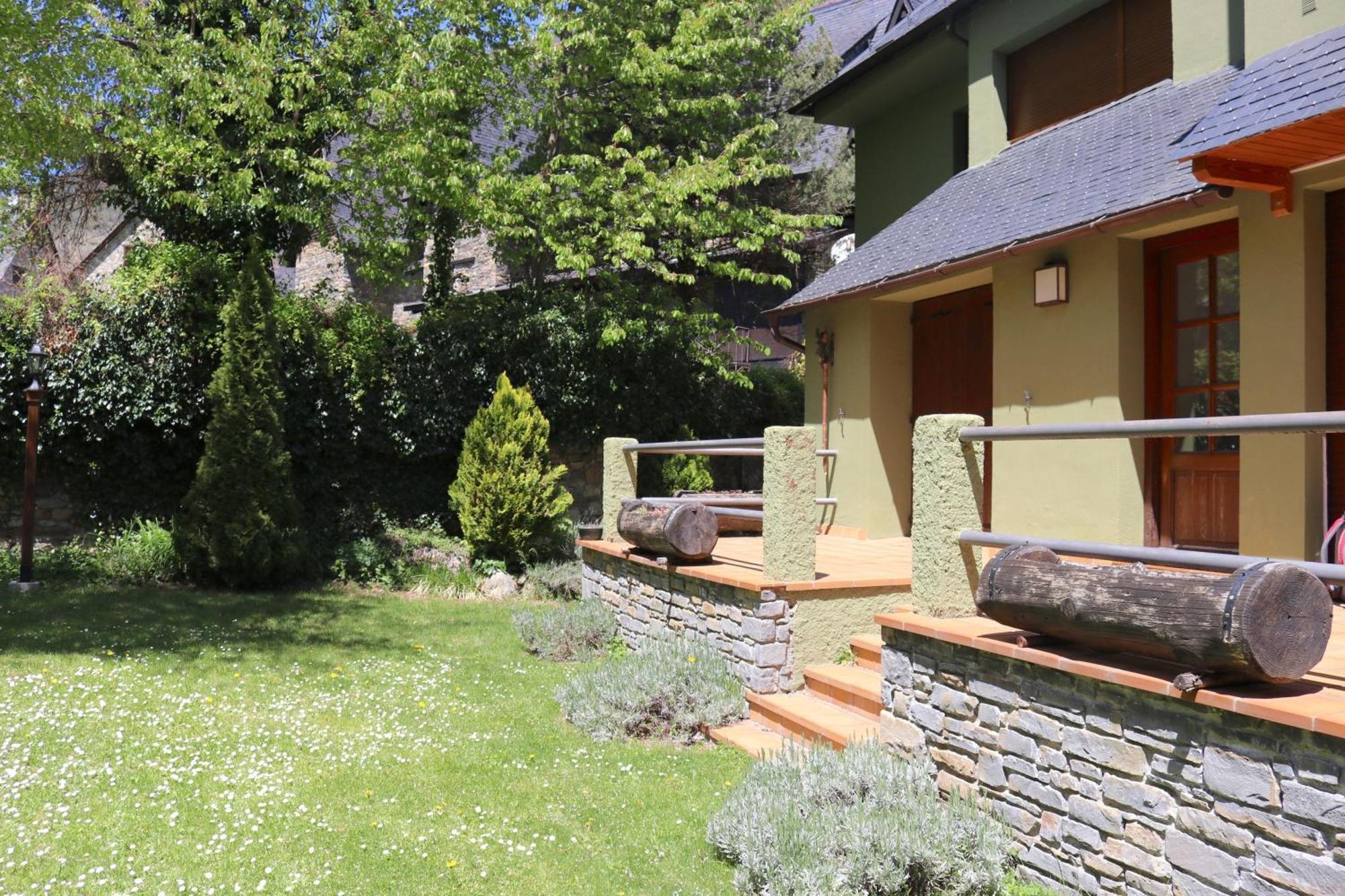 Luderna - Apartamento Espiargo Garós Exteriör bild